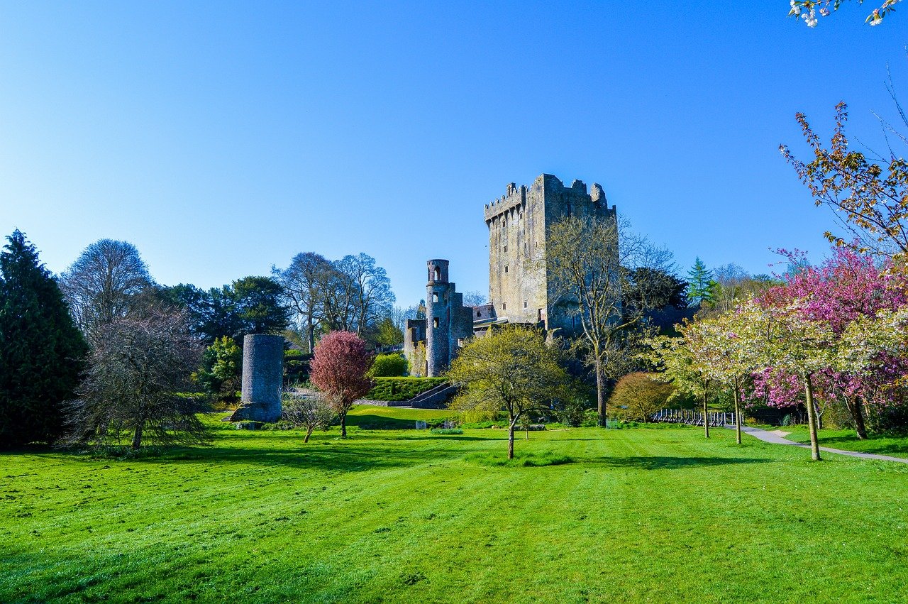 Discover the Majestic Landmarks of Ireland